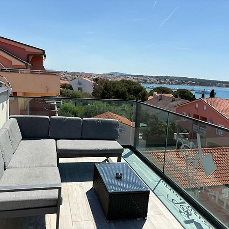 Kristal Paris Resort Novalja Exteriör bild