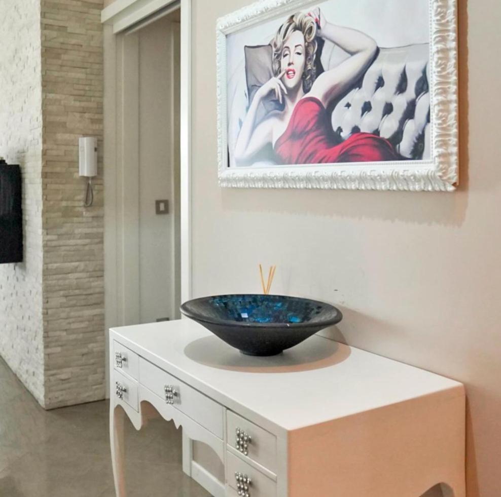 Kristal Paris Resort Novalja Exteriör bild