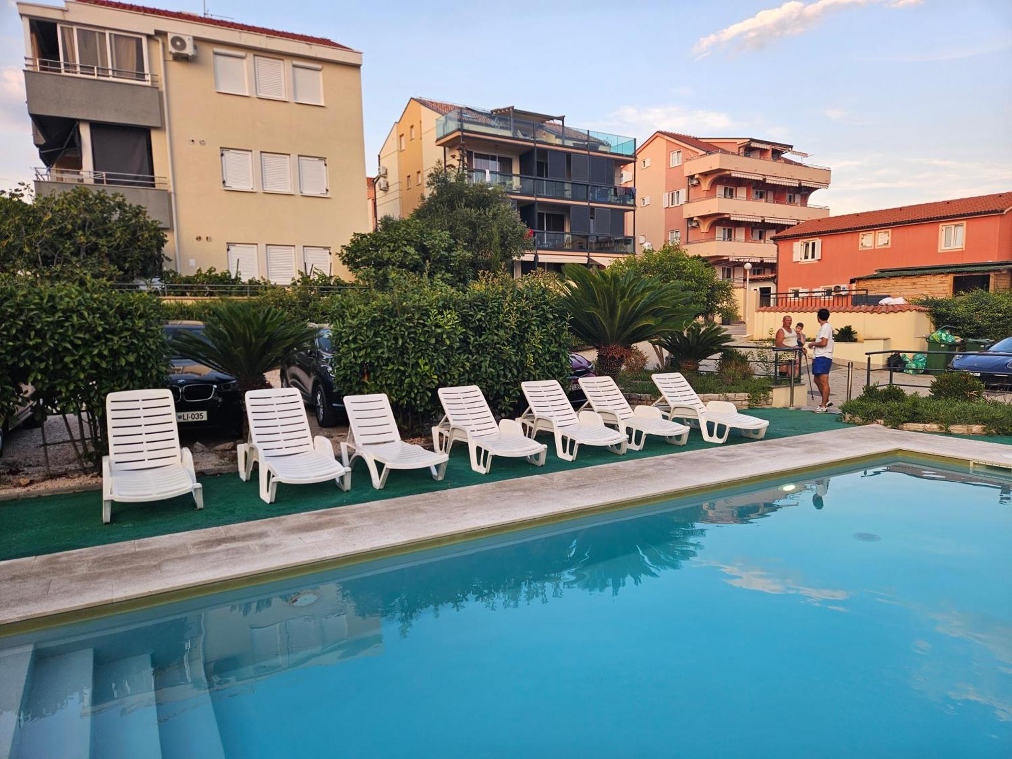 Kristal Paris Resort Novalja Exteriör bild
