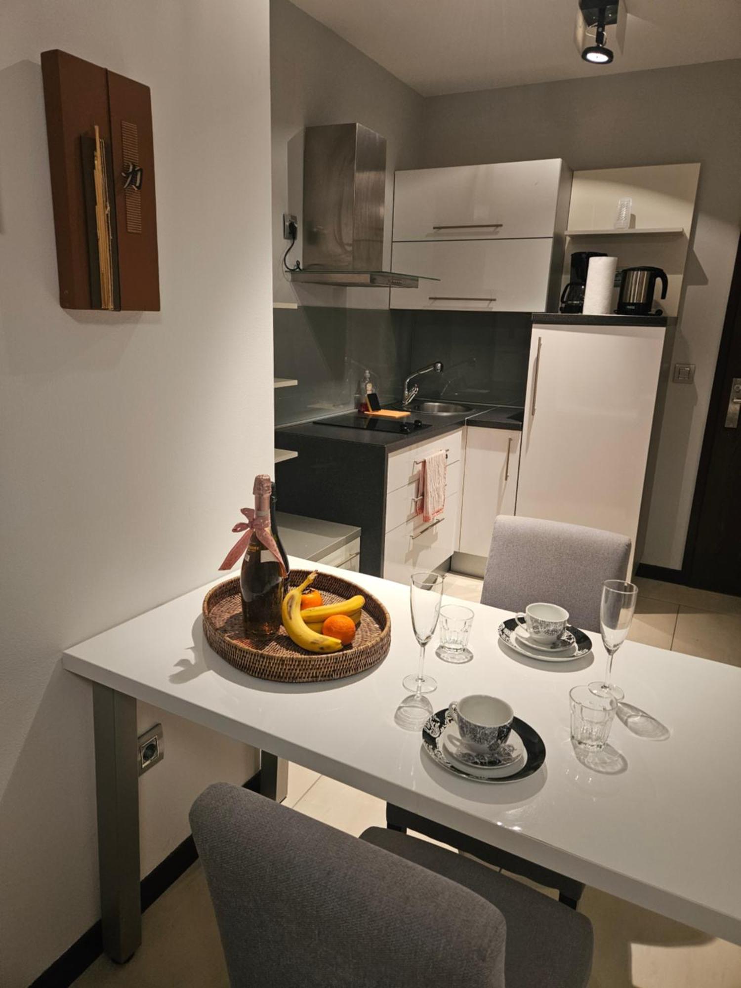 Kristal Paris Resort Novalja Exteriör bild